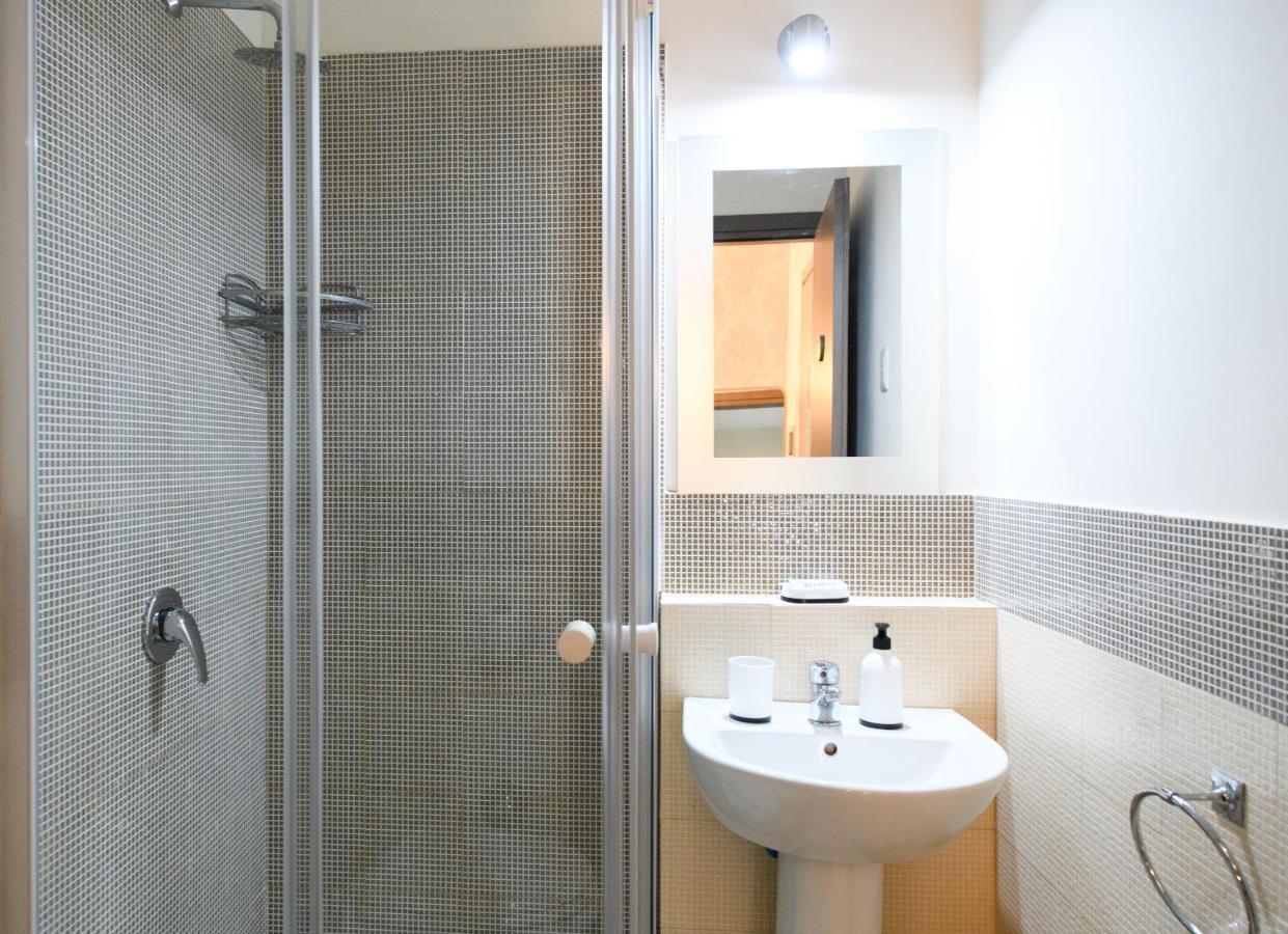 Aurelio Deluxe Rooms ローマ エクステリア 写真
