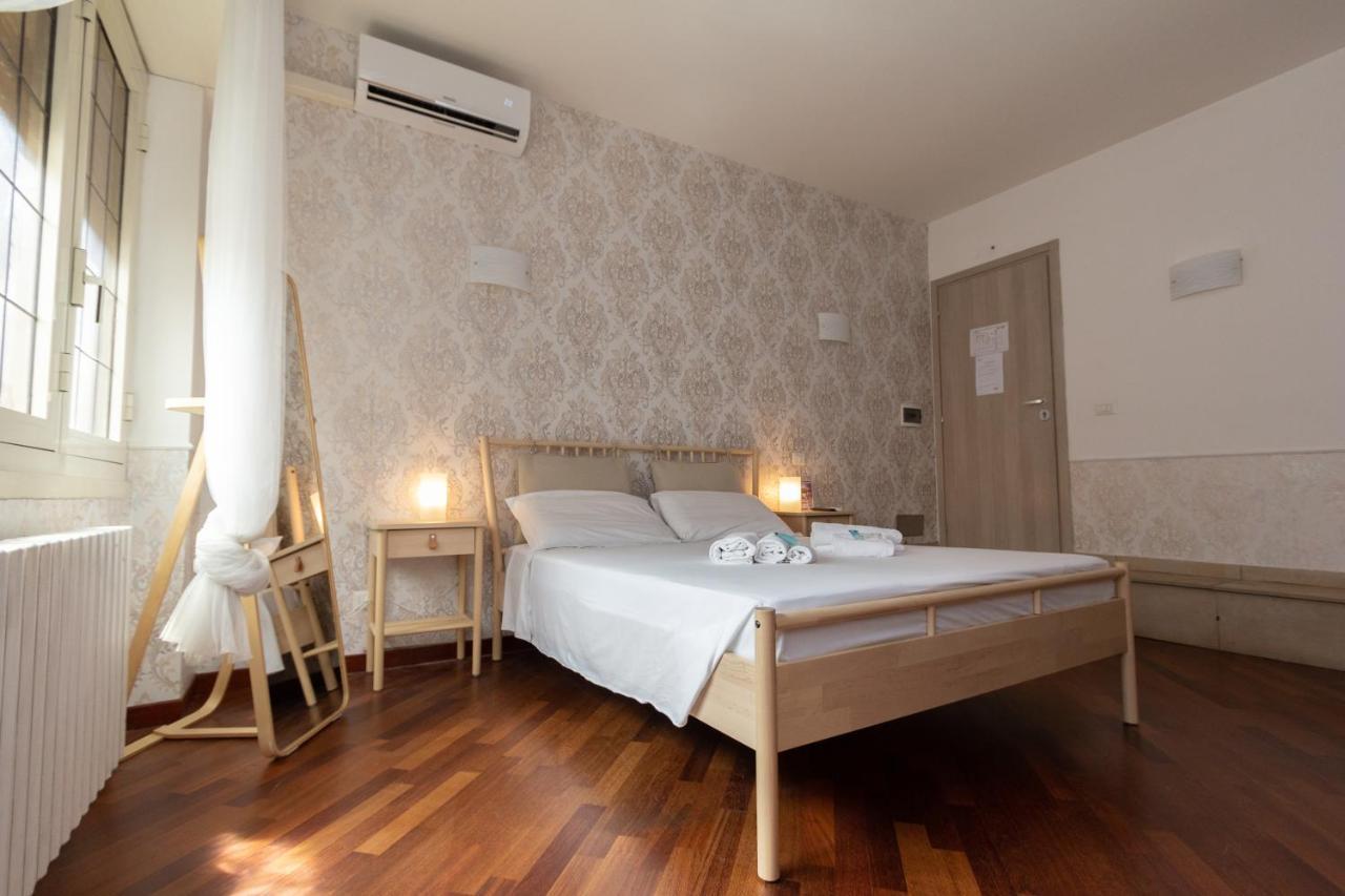 Aurelio Deluxe Rooms ローマ エクステリア 写真
