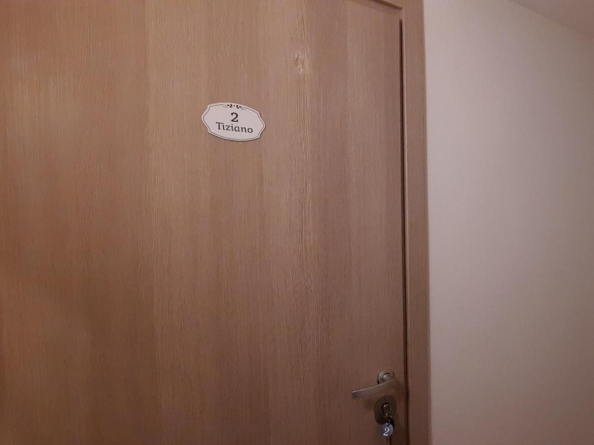 Aurelio Deluxe Rooms ローマ エクステリア 写真