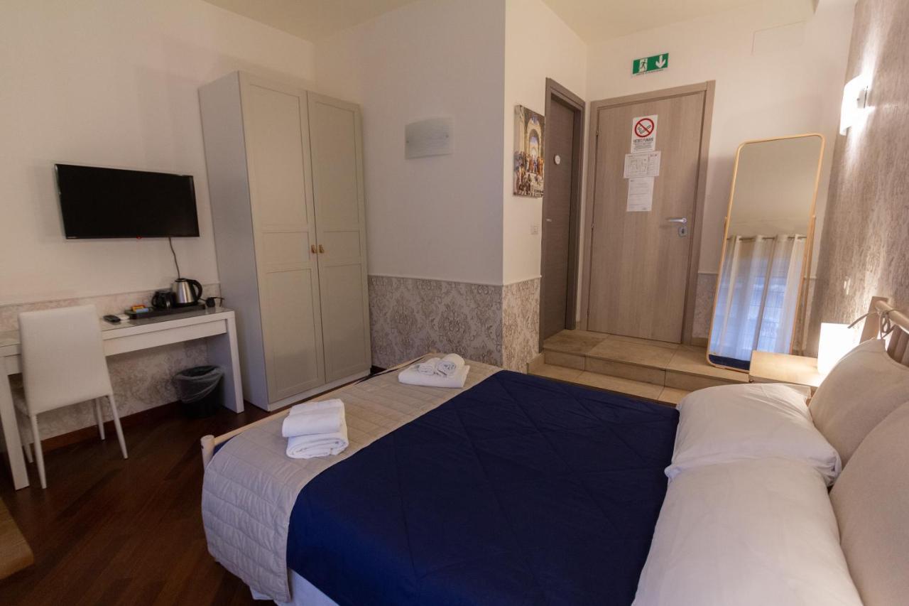 Aurelio Deluxe Rooms ローマ エクステリア 写真
