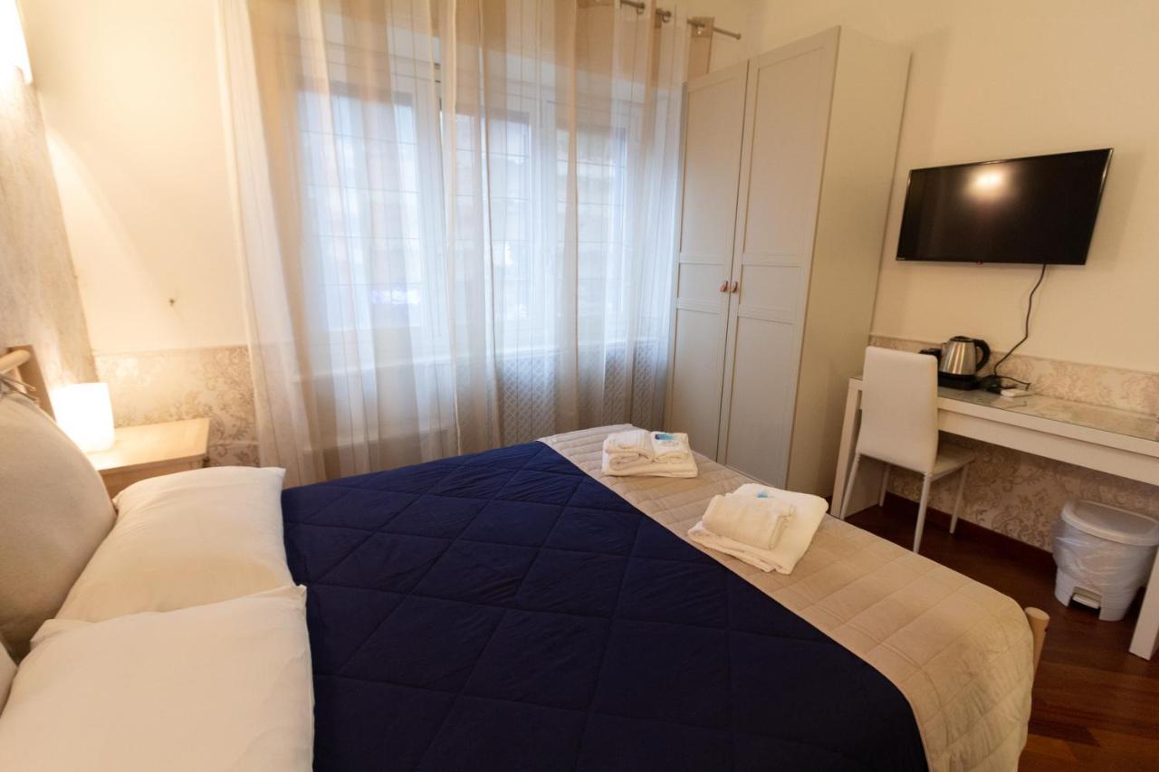 Aurelio Deluxe Rooms ローマ エクステリア 写真